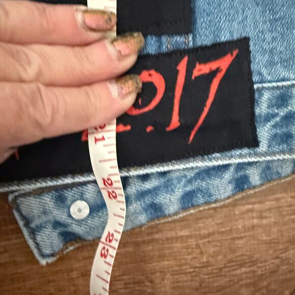 Upcycled Mono B Denim Trucker Jacket w/Guns & Roses Concert Graphic Tee Size L - Picture 11 of 11